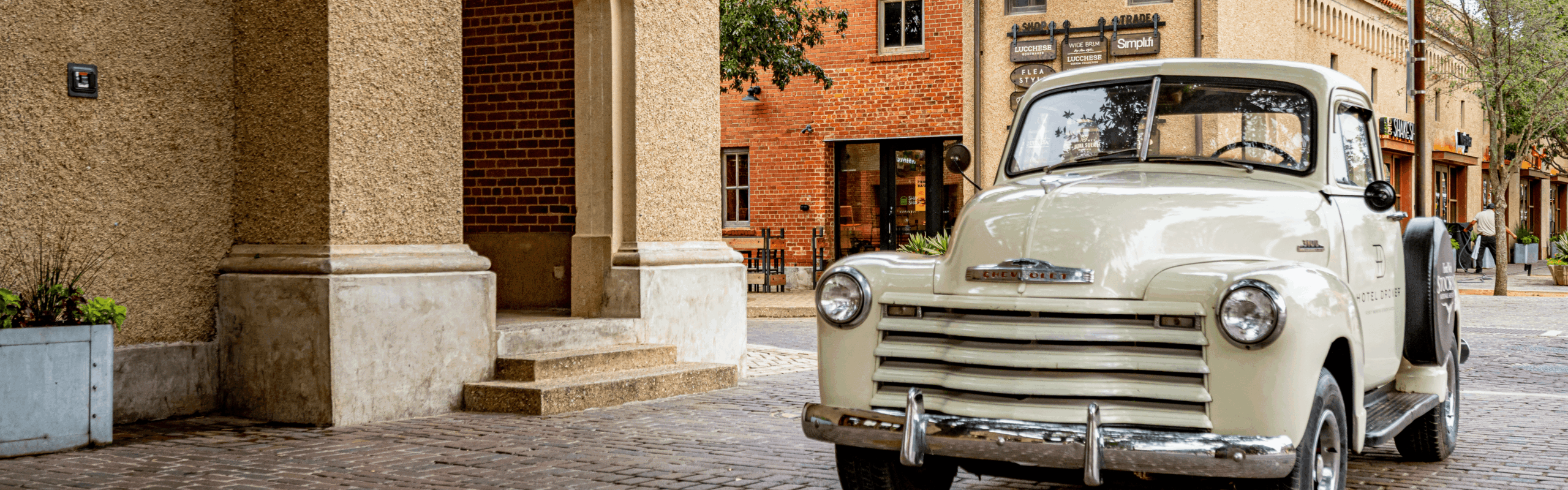 Default placeholder image